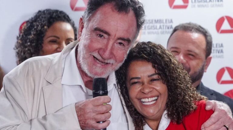 PT e PSB iniciam conversas sobre possível aliança para disputa do Governo de Minas