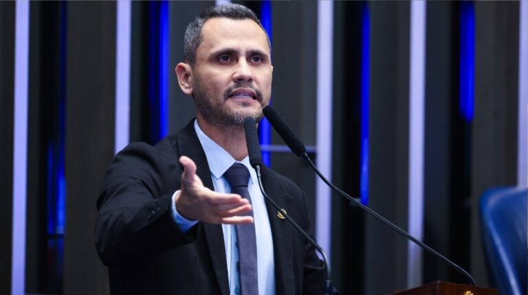 Cleitinho convoca coletiva após ter candidatura descartada pelo Republicanos