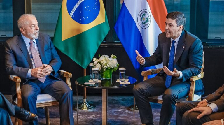 Lula liga para presidente do Paraguai após crise diplomática por fala sobre a Guerra do Paraguai