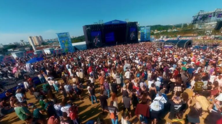Ingressos para os três dias de Lollapalooza 2027 começam a ser vendidos nesta terça (4), ao meio-dia, na plataforma Ticketmaster. (Foto: Reprodução/Lollapalooza/YouTube)