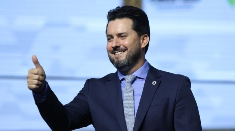 Falcão manifesta apoio a Cleitinho: ‘o melhor para Minas Gerais precisa ser feito’