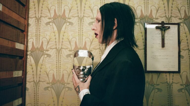 Novo álbum de Marilyn Manson traz nove faixas, parceria com Tyler Bates e clipe de ‘Exit Wound’. (Foto: Reprodução/Instagram/Marilyn Mason)