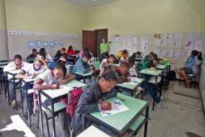 Crianças em sala de aula