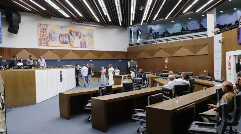 Justiça suspende votação de projeto que pode verticalizar bairros de BH