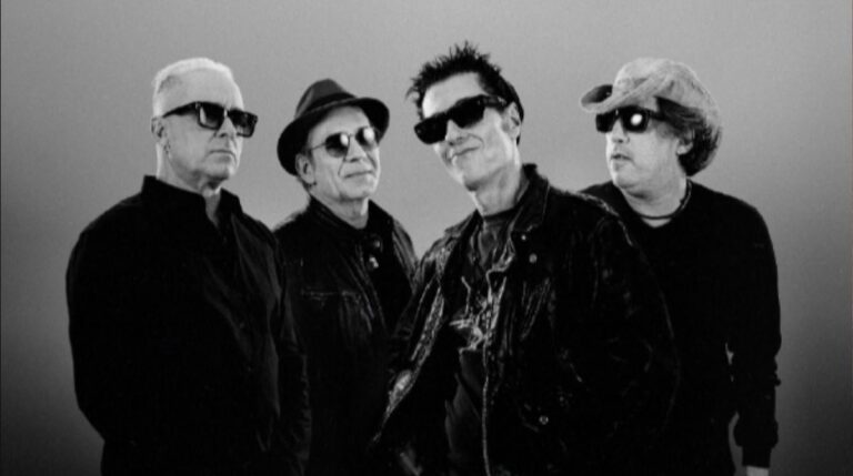 Capital Inicial em BH: turnê "Música Urbana" traz a energia e o peso do rock de volta ao BeFly Hall
