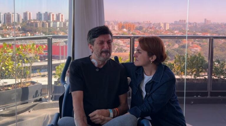 Criador do Aviões e Músicas, Lito Sousa relata sentimentos após diagnóstico de doença degenerativa e pede milagre. (Foto: Reprodução/YouTube/Aviões e Músicas)
