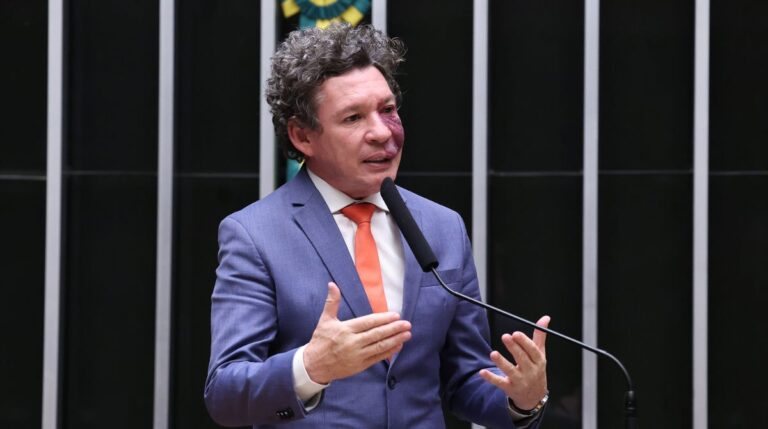Comissão da MP das Blusinhas é antecipada; texto pode ser votado na terça-feira (1º)