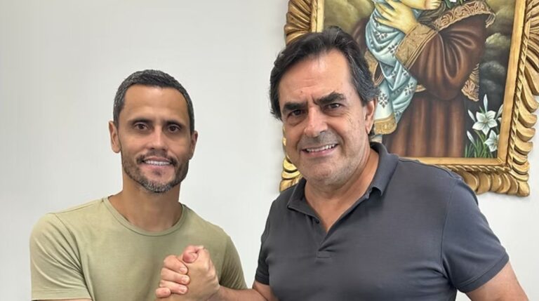 Irmão de Cleitinho declara apoio a Domingo Sávio e alfineta candidatura de Superman