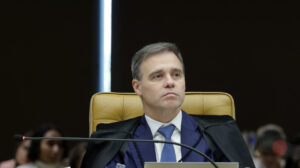 andre mendonça