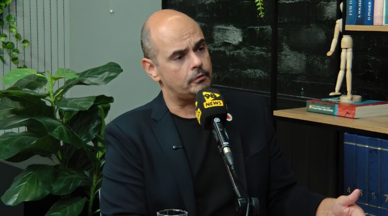 Ação de Gabriel Azevedo faz Justiça Eleitoral mandar derrubar redes de Mateus Simões