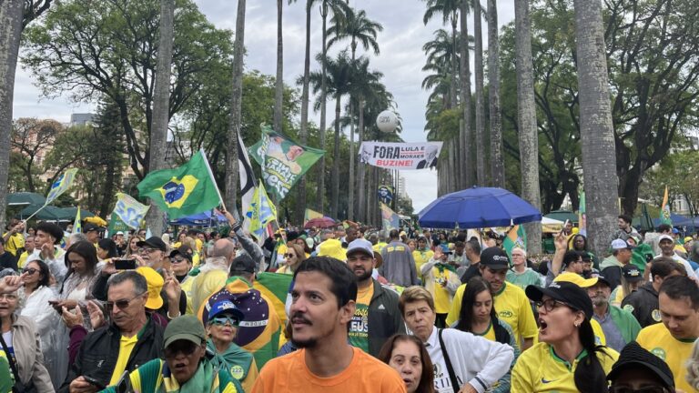 Direita prepara atos em 15 cidades no Brasil; Moraes e Lula são principais alvos