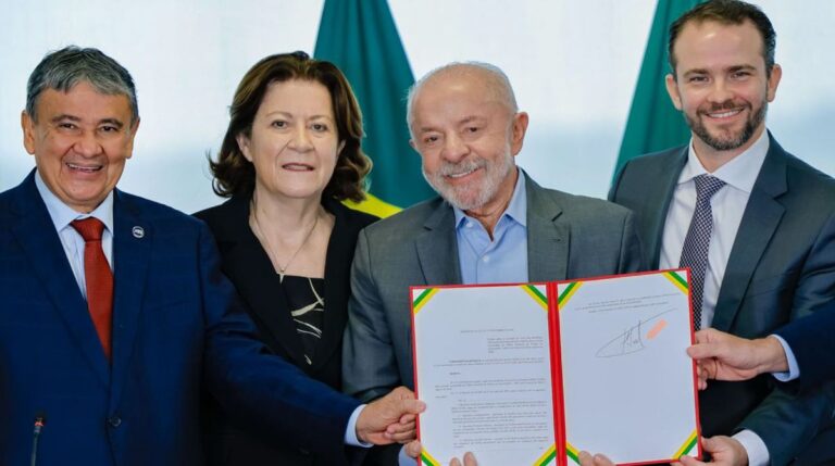 Governo anuncia reajuste do Bolsa Família; piso sobe para R$ 691