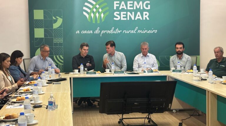 ‘Agro é mais vital do que a mineração’, diz Jarbas Soares em encontro na Faemg