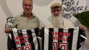 a cabeça do santo
