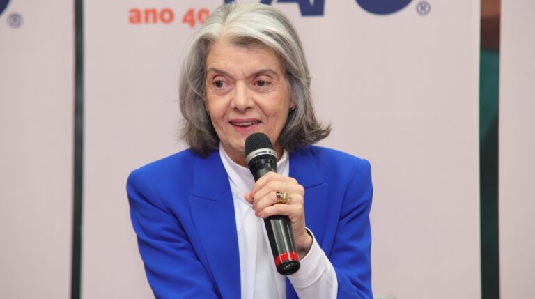carmen lúcia