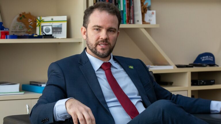 ‘Dinheiro vem do crime organizado’, diz Durigan ao relacionar operação ao caso Master