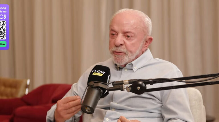 ‘Flávio Bolsonaro não tem passado, presente nem futuro’, diz Lula