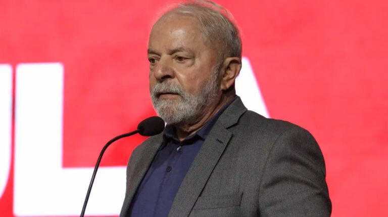 Lula diz que Brasil não vai para frente com venda de armas, milicianos e com escândalo Master