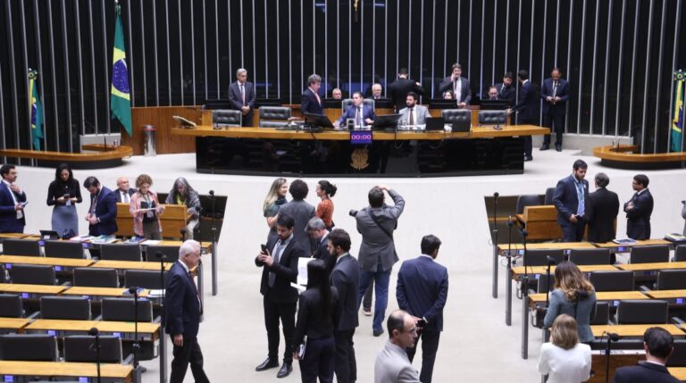 Veja os 53 deputados federais eleitos por Minas Gerais em 2026