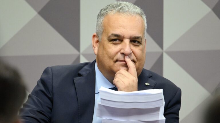 Gilmar Mendes arquiva apuração de estupro contra vice de Flávio Bolsonaro