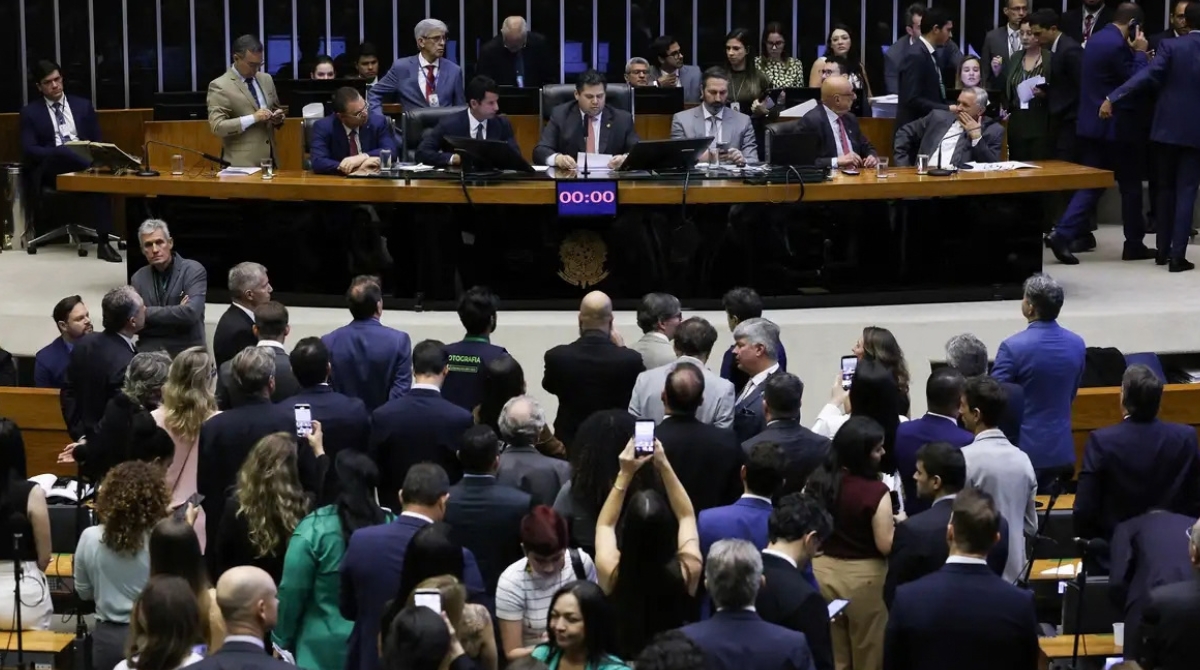 Senado vota em 1º turno a PEC do fim da escala 6x1, que reduz jornada para 40h sem corte salarial. (Foto: Lula Marques/Agência Brasil)
