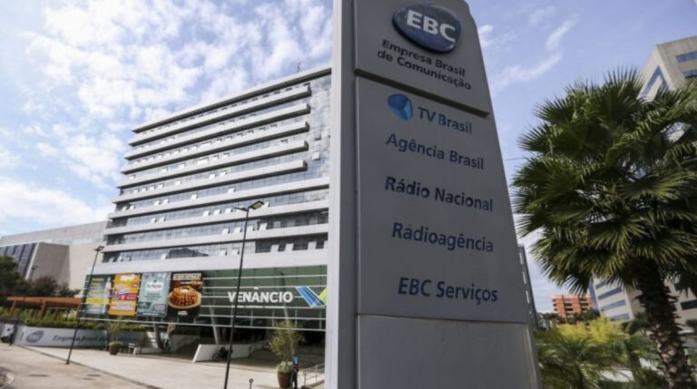 EBC nega responsabilidade por falha de áudio em propaganda de Flávio Bolsonaro