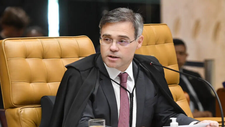 TSE determina que governo Lula detalhe gastos com publicidade em 2026