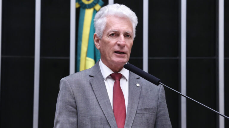 Rogério Correia confirma vinda de Lula a BH na quarta-feira e diz que PT prefere ato na Afonso Pena