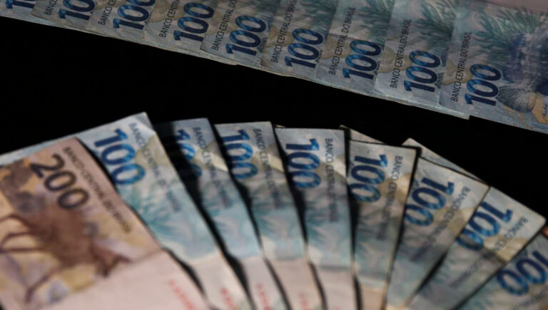 Governo pretende remanejar R$ 20 bilhões no Orçamento de 2027