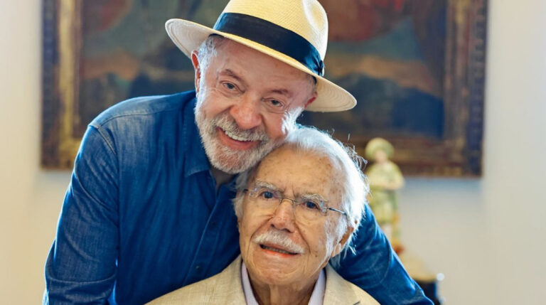 Lula visita José Sarney em São Luís três dias após alta hospitalar do ex-presidente