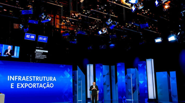 Lula manda Flávio consultar o Google, e senador rebate: ‘Quem governa o Brasil?’