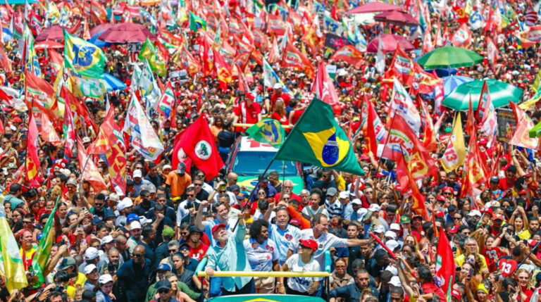 Lula chama Flávio de ‘miliciano’: ‘Não pode levar para dentro do Planalto’