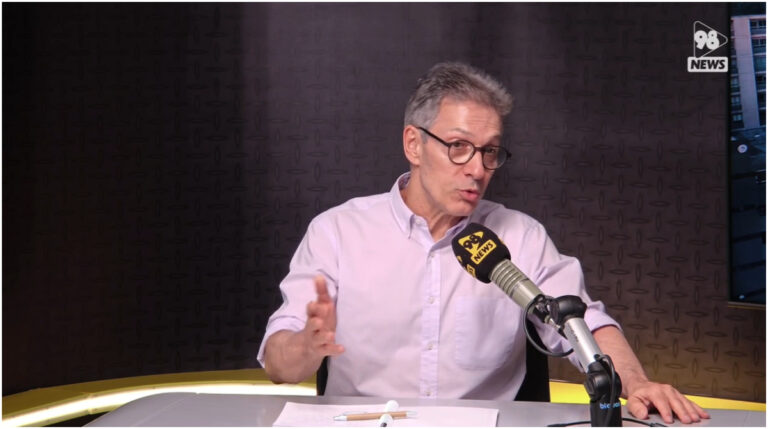 ‘Não posso aplaudir quem fez negócio com Vorcaro’, diz Zema sobre Flávio Bolsonaro
