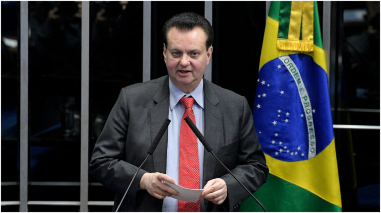Kassab libera integrantes do PSD para compor novo governo Lula, mas cobra independência