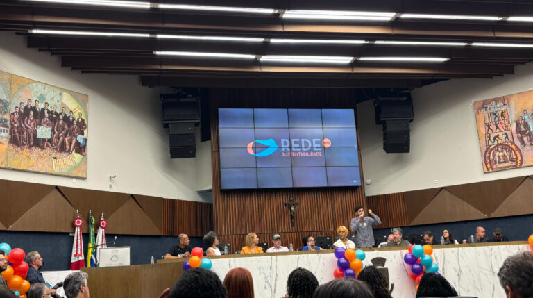 Federação PSOL-Rede negocia com UP e PDT, mas enfrenta resistência à ampliação