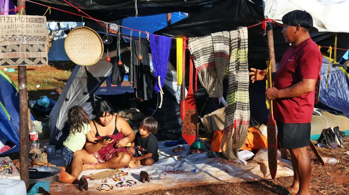 Indigenas